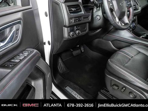 Used 2022 Chevrolet Tahoe RST w/ Luxury Package image 9