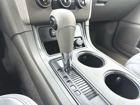 Used 2015 Chevrolet Traverse LS AWD/4WD image 14