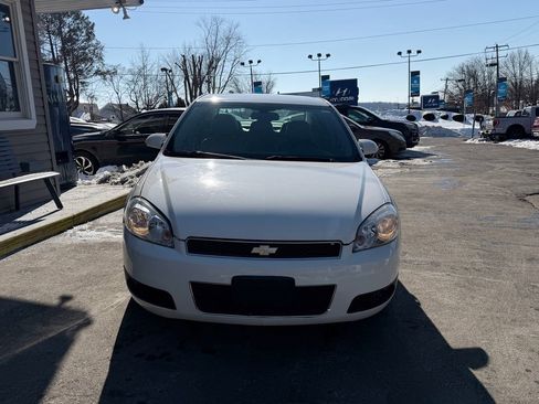 Used 2008 Chevrolet Impala SS w/ Convenience Package FWD image 8