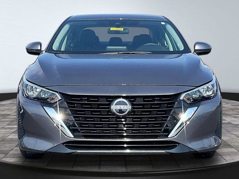 Certified 2025 Nissan Sentra SV FWD image 2