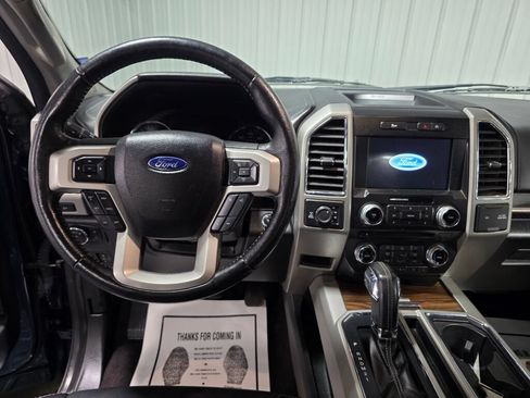 Used 2017 Ford F150 Lariat w/ Equipment Group 502A Luxury AWD/4WD image 8