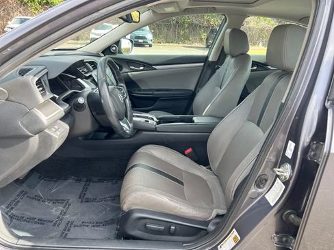 Used 2017 Honda Civic Touring image 14