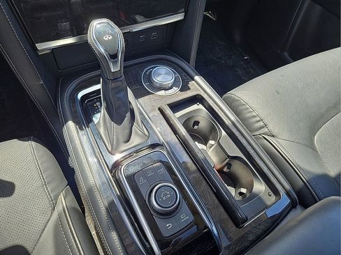 Used 2024 INFINITI QX80 Luxe AWD/4WD image 30