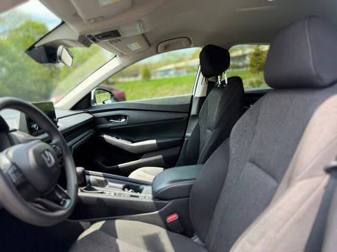 Used 2023 Honda Accord LX image 14