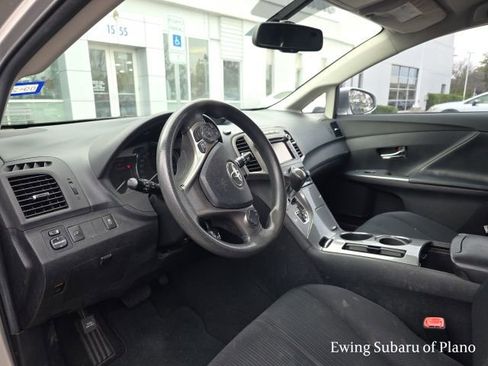 Used 2013 Toyota Venza LE image 5
