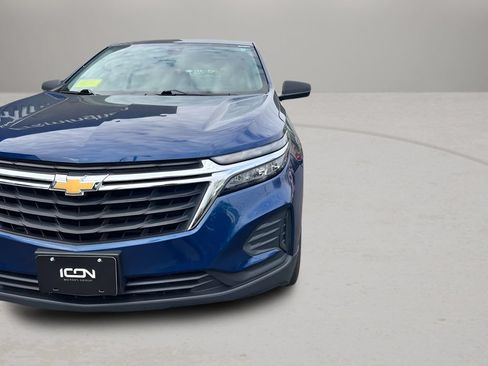 Used 2022 Chevrolet Equinox LS AWD/4WD image 24