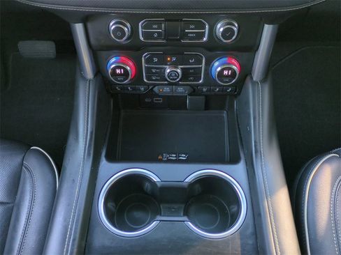 Used 2021 GMC Yukon SLT image 19