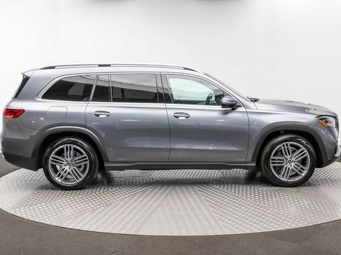 Used 2025 Mercedes-Benz GLS 450 4MATIC image 64