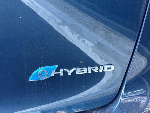 Used 2023 Chrysler Pacifica Pinnacle image 5