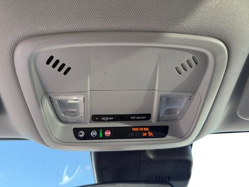 Used 2024 Chevrolet Malibu LT FWD image 20