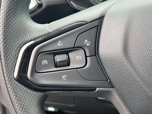 Used 2023 Chevrolet TrailBlazer LT FWD image 23