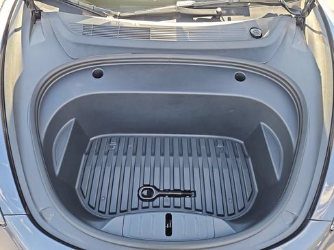 Used 2023 Tesla Model 3 Standard Range RWD image 31