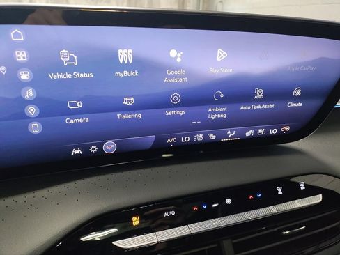 New 2026 Buick Enclave Avenir w/ Super Cruise Package FWD image 29