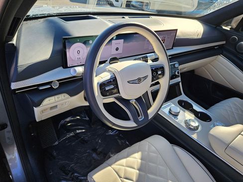 Used 2025 Genesis GV80 3.5T Prestige image 12