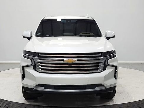 Used 2021 Chevrolet Tahoe High Country w/ Premium Package AWD/4WD image 2