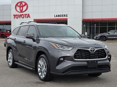 Used 2025 Toyota Highlander Limited