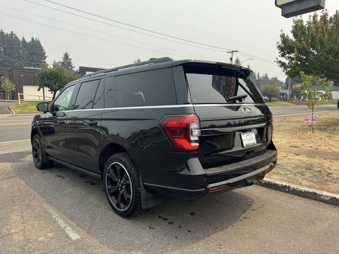 Used 2023 Ford Expedition Max Limited AWD/4WD image 5