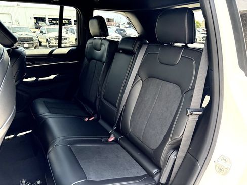 New 2026 Jeep Grand Cherokee Altitude RWD image 21
