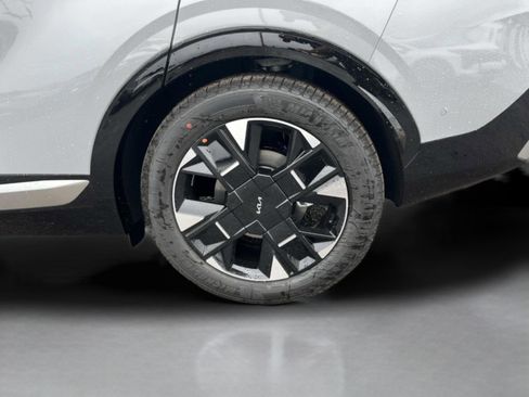 New 2026 Kia Sportage SX FWD image 11