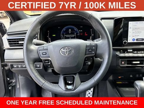 Used 2025 Toyota Camry SE w/ Convenience Package FWD image 18