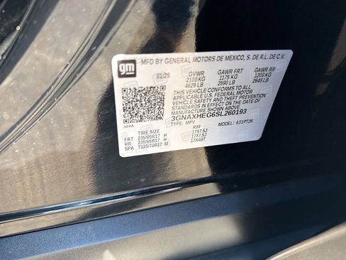 Used 2025 Chevrolet Equinox LT image 36