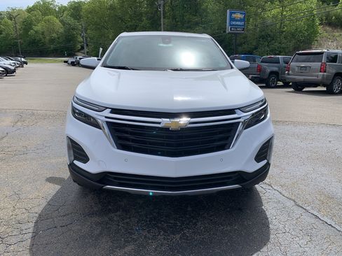 Used 2024 Chevrolet Equinox LT AWD/4WD image 8