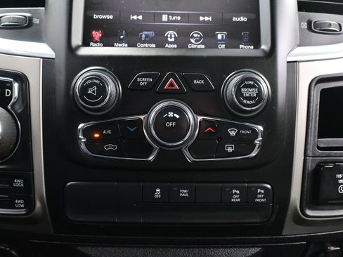 Used 2016 RAM 1500 Big Horn image 19