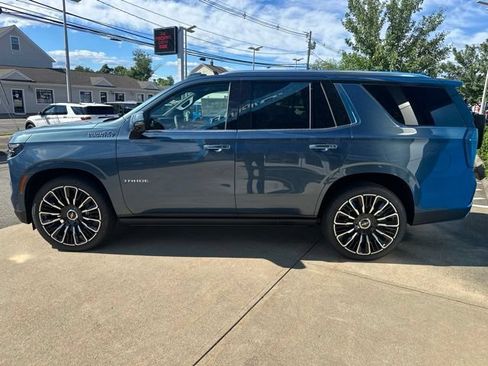 New 2026 Chevrolet Tahoe High Country AWD/4WD image 2