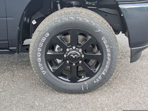 New 2026 RAM 3500 Laramie AWD/4WD image 10