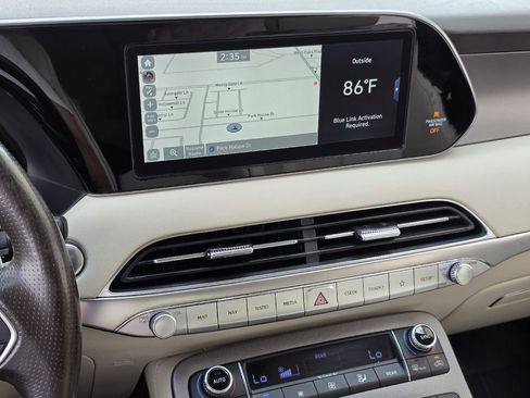 Used 2020 Hyundai Palisade Limited w/ Winter Weather Package image 15