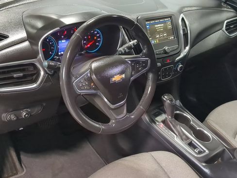Used 2019 Chevrolet Equinox LT w/ Driver Convenience Package AWD/4WD image 12