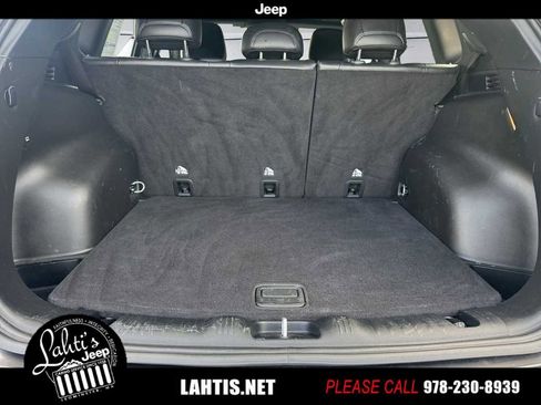 Certified 2022 Jeep Compass Altitude image 17