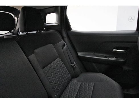 Used 2026 Nissan Kicks SV w/ SV Premium Package FWD image 12