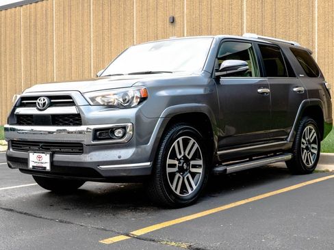 Used 2023 Toyota 4Runner Limited AWD/4WD image 4