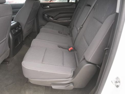 Used 2018 Chevrolet Suburban LS image 12