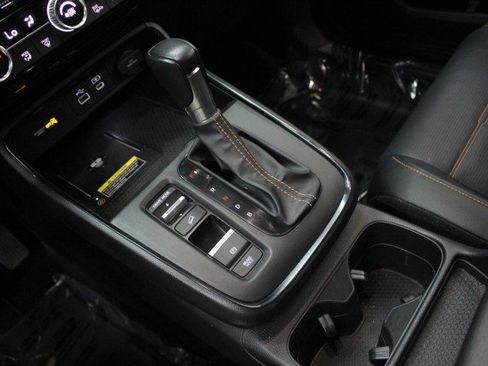 Used 2024 Honda CR-V Sport Touring image 18