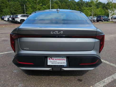 Used 2025 Kia K4 FWD image 5