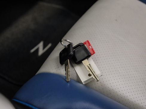 Used 2006 Nissan 350Z Enthusiast image 44