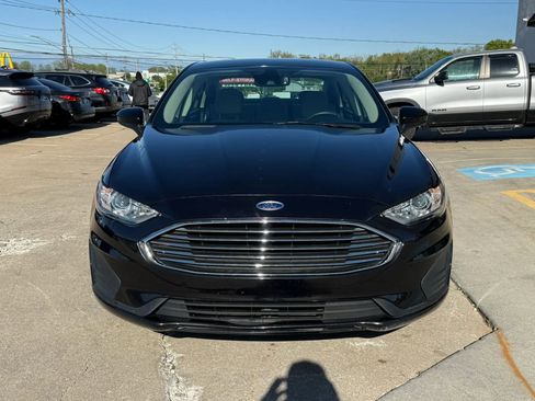 Used 2019 Ford Fusion S FWD image 4
