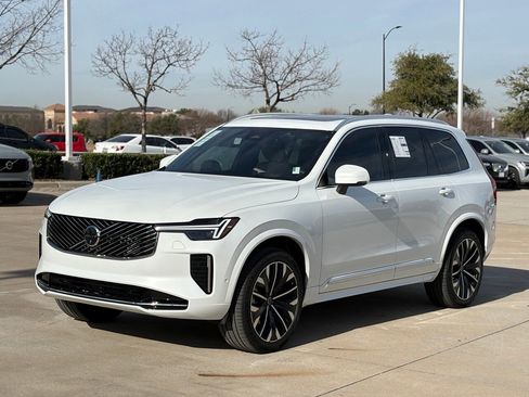 New 2026 Volvo XC90 B6 Ultra w/ Protection Package image 2