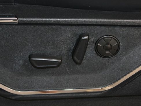 Used 2026 Ford F250 Platinum AWD/4WD image 17