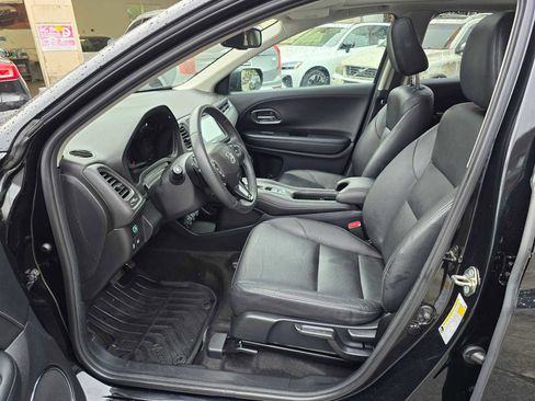 Used 2017 Honda HR-V EX-L image 19