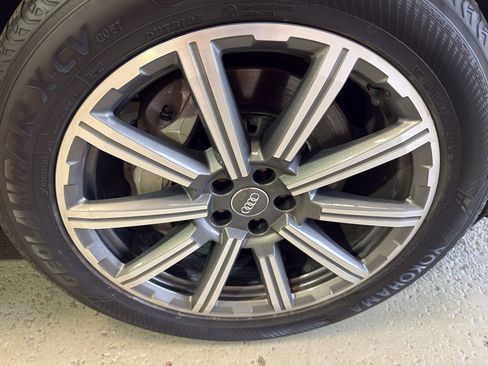 Used 2019 Audi Q7 3.0T Premium Plus AWD/4WD image 39