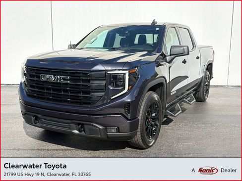 Used 2022 GMC Sierra 1500 Elevation w/ Preferred Package image 1