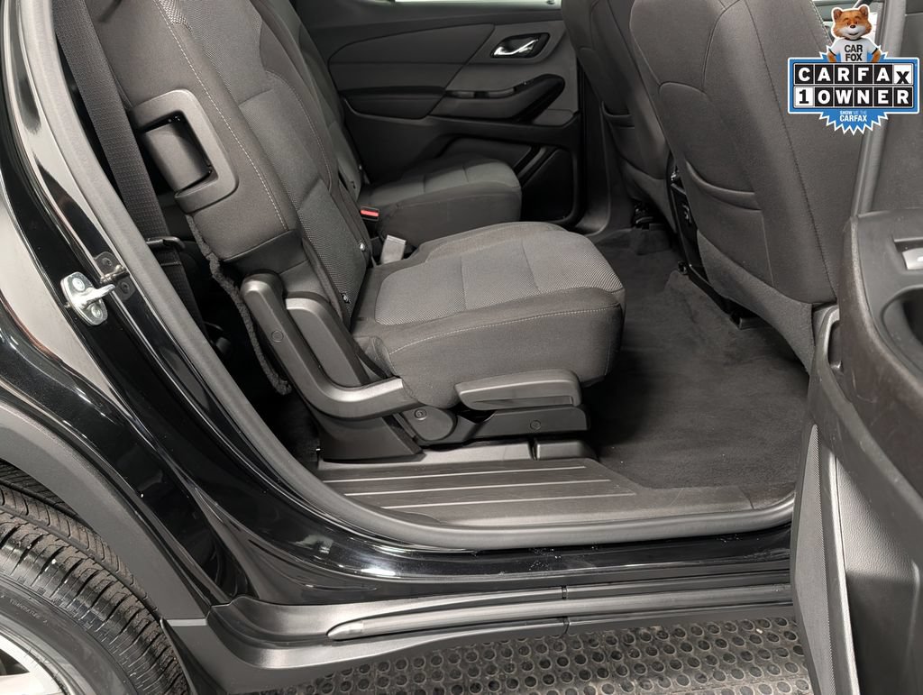Used 2023 Chevrolet Traverse LT FWD image 27
