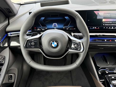 New 2026 BMW 530i xDrive w/ Executive Package image 16