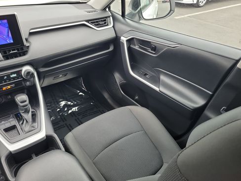 Certified 2024 Toyota RAV4 LE image 25
