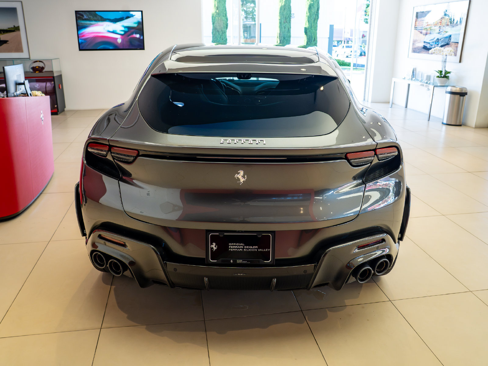 Used 2024 Ferrari Purosangue AWD/4WD image 5