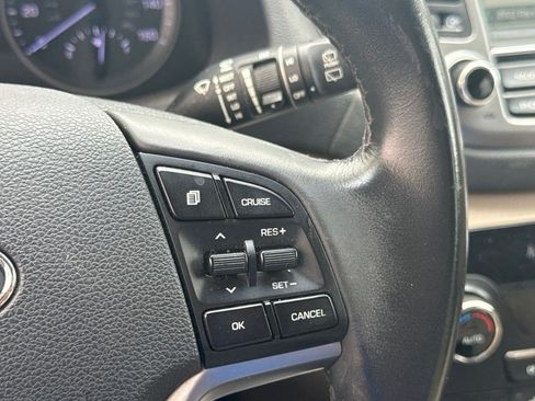 Used 2016 Hyundai Tucson Limited AWD/4WD image 16