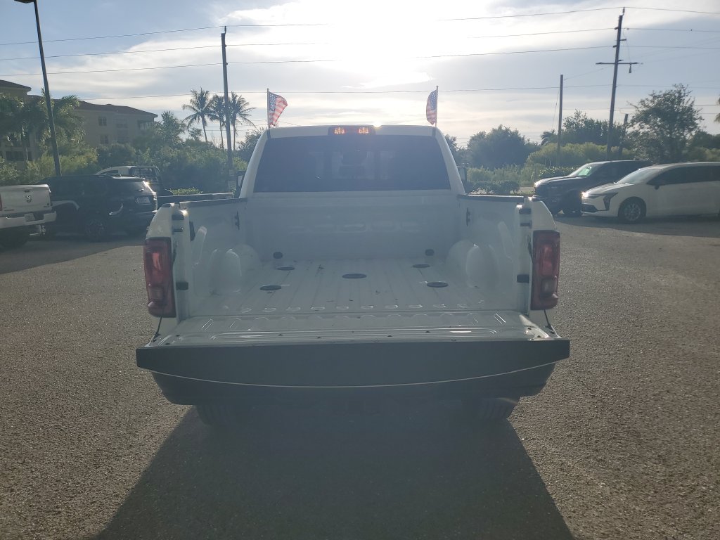 Used 2026 RAM 3500 Tradesman AWD/4WD image 9